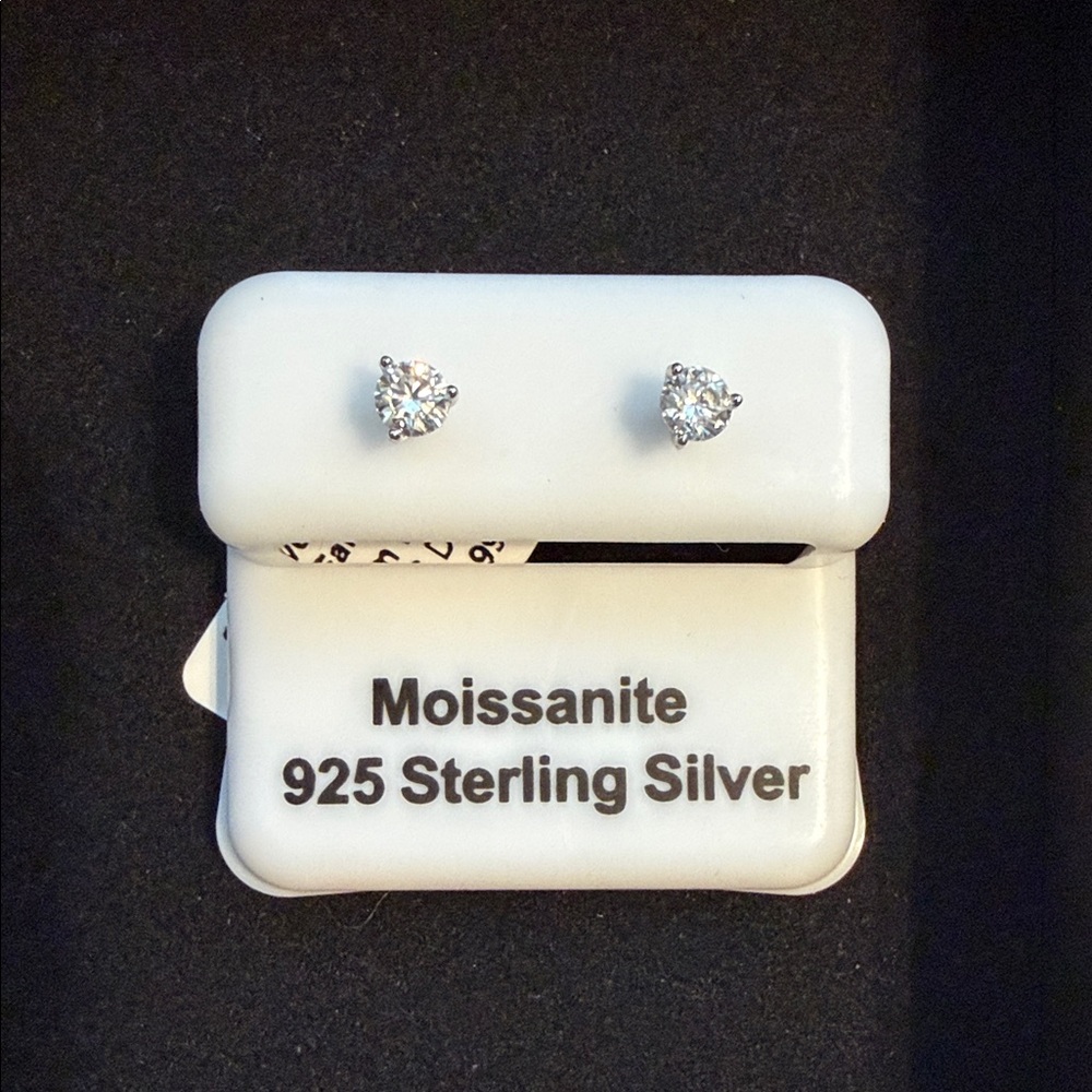 Moissanite Sterling Silver Stud Moissanite Earrings